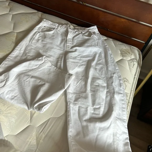 Free People White Barrel Jeans - Picture 2 of 3